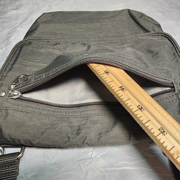 Baggallini Purse Crossbody Bag Travel Pockets Multi Pocket Medium Gray - Picture 3 of 9